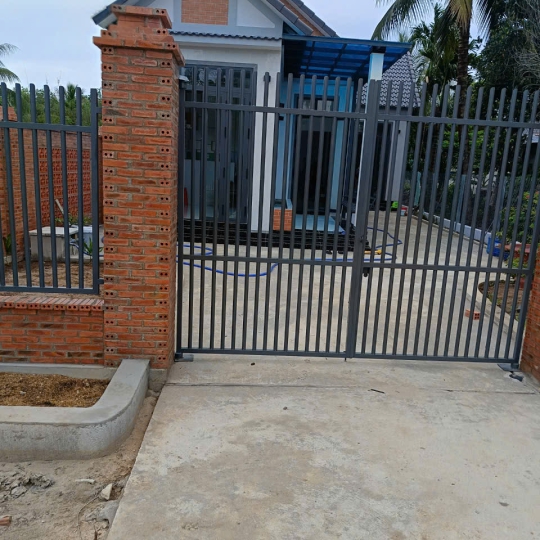 THI CÔNG CỬA CÔNG TÂY NINH